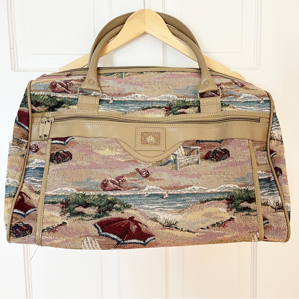 Pioneer Express Beach Scene Tapestry Overnight Travel Bag with Strap Coastal Bag